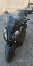 Scooter Kymko Downtown 200
