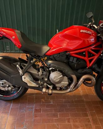Ducati Monster 821 Plus