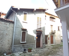 Casa indipendente a Cuvio