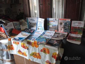18 libri scolast. di storia+1Costituzione(tot.€ 17