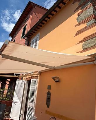 Tenda da sole a bracci estensibili