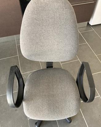 Sedia con rotelle da ufficio