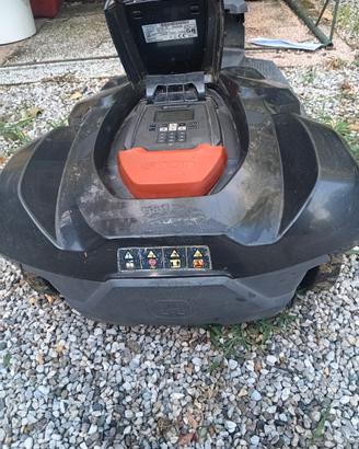 Robot tagliaerba Husquarna 330X