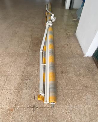 Tenda per terrazzo praticamente nuova
