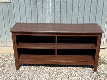 Tavolino basso adatto come porta tv