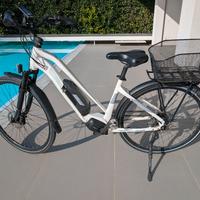 e-bike da città World Dimension 28