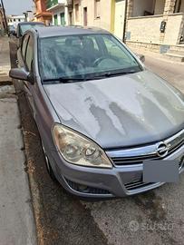 Opel Astra 1.3 CDTI 5p (2005)- Adatta Neopatentati