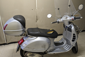 Vespa GTS 250 accessori originali