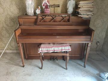 Wurlitzer pianoforte verticale e panca