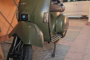 Vespa P200e 