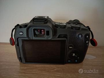 Fotocamera Canon Eos R8 solo corpo