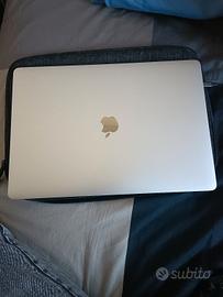 Mac book pro 15 pollici touch bar 