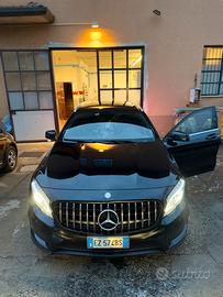 Mercedes gla 200 versione amg