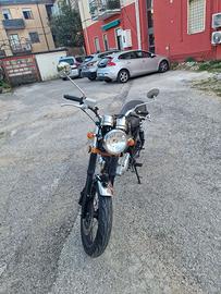 Moto 125 Mash Black Seven