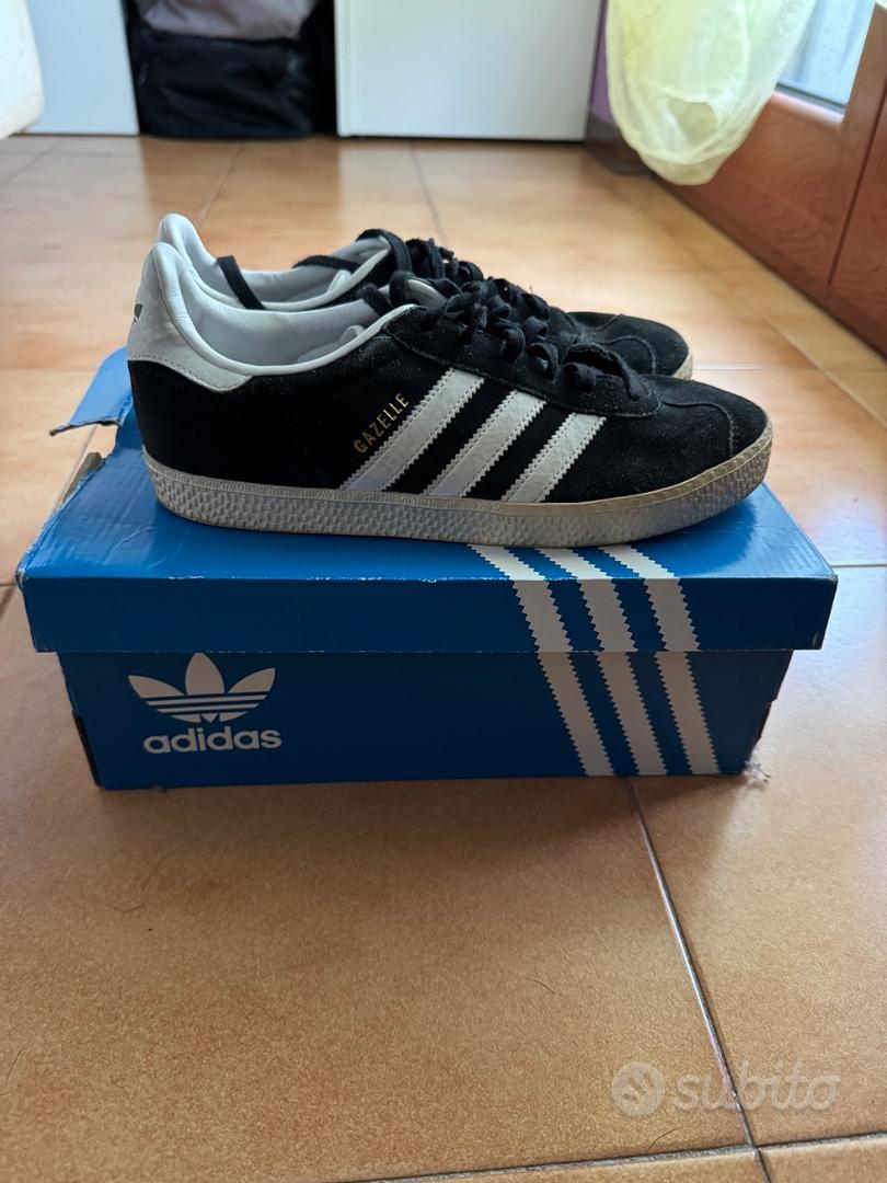 Scarpe Adidas Abbigliamento e Accessori In vendita a Pescara