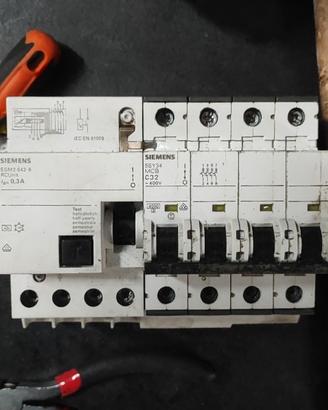 magnetotermico differenziale siamens 32a trifase