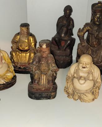 Statuine orientali del XIX secolo