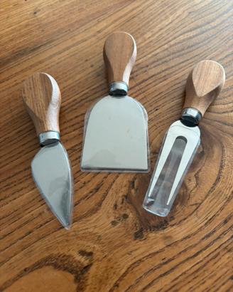 Utensili nuovi per formaggi