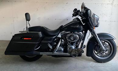 Street Glide Harley Davidson 