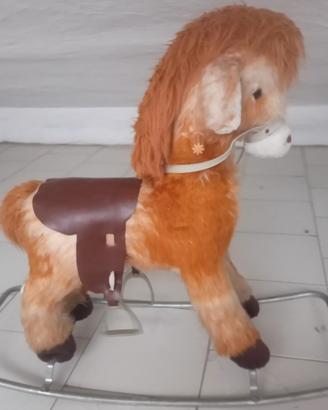 Cavallo a dondolo bambini