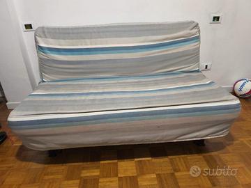 Divano letto matrimoniale