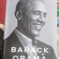  Libro di Obama e di Beppe Grillo 