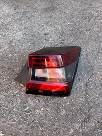 Fanale posteriore a led destro nissan juke 2019/25