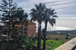 3 LOCALI A ACI CASTELLO