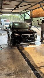 Auto volvo xc40