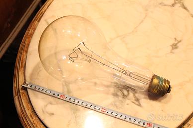 Lampadina Osram anni '30 MOLTO grande, da lampione