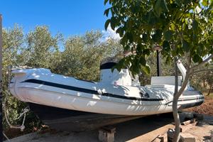 Joker boat 5.80 con honda 40 del 2020
