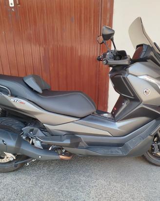 Voge Sr4 Max