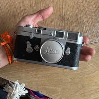 Leica m3 e obiettivo