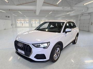 AUDI Q3 35 TDI quattro S tronic Business