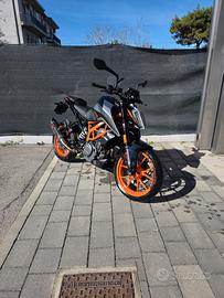 KTM Duke 390 2023