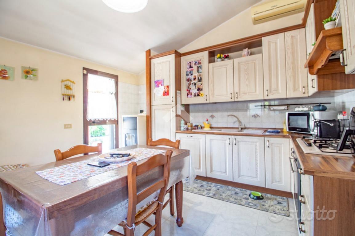VILLA SINGOLA A RIETI - Altro