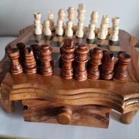 Scacchiera da tavolo vintage in legno realizzata