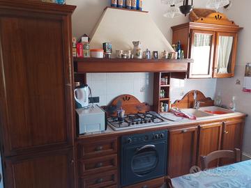 cappa per cucina finitura noce 