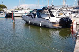 ZAR Imagine 130 con 2 x 600 Hp Mercury