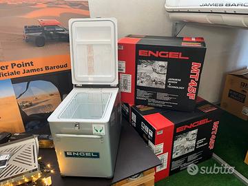 Frigorifero e serbatoio acqua+pompa12v per barca