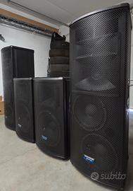 Mackie SA1521 e SA1232