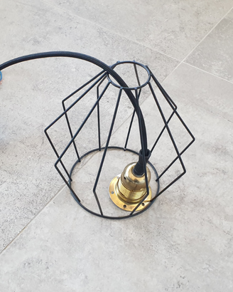 Lampadario nero metallo