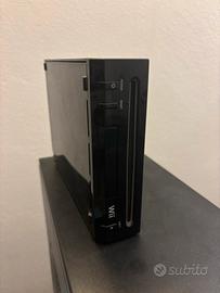 Nintendo Wii usata buone condizioni + attrezzatura