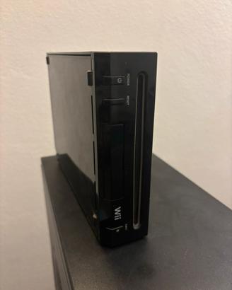 Nintendo Wii usata buone condizioni + attrezzatura