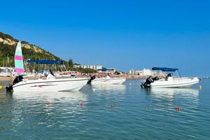 Noleggio barche senza patente pesaro