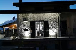 Casa indipendente 200 mq + terreno Fontana Liri