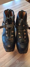 scarpe da alpinismo pesante anni 50