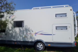 Camper challenger ford