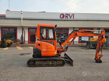 Mini escavatore Kubota u35-3