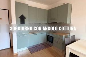 MAGLIANA BiLOCALE ARREDATO CON BALCONE